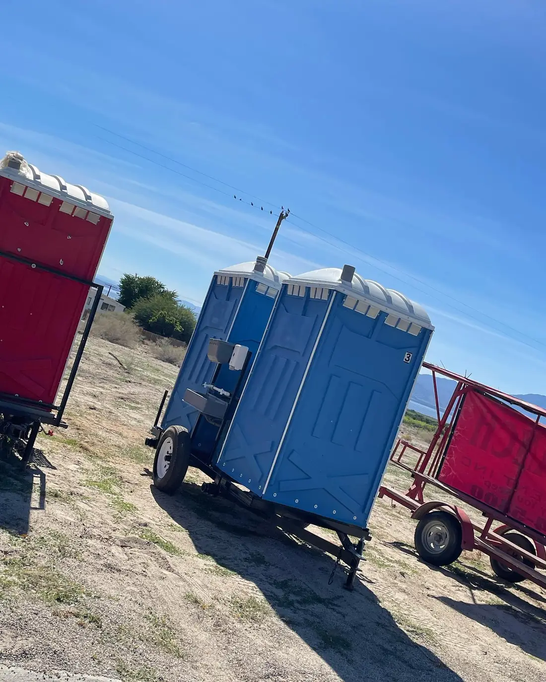 Why Your Weekend Porta Potty Arrives Friday and Leaves Monday